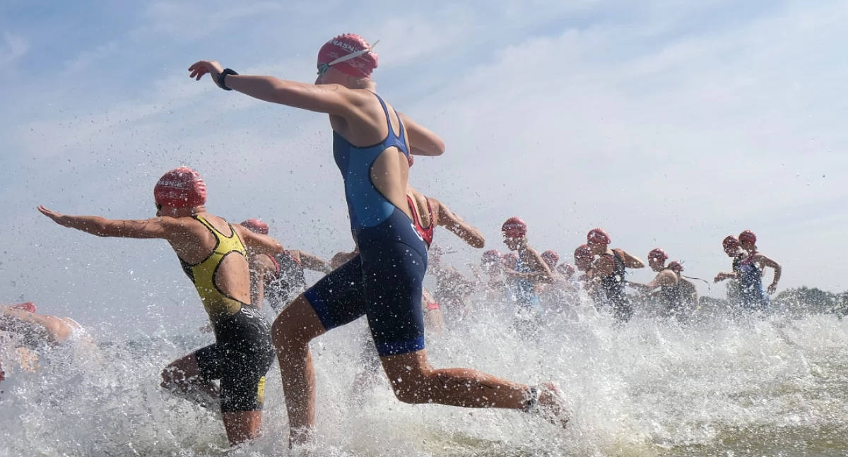 Inne sporty, Kraśnika Hiszpanii Triathlonowa sobota zalewem kraśnickim - zdjęcie, fotografia