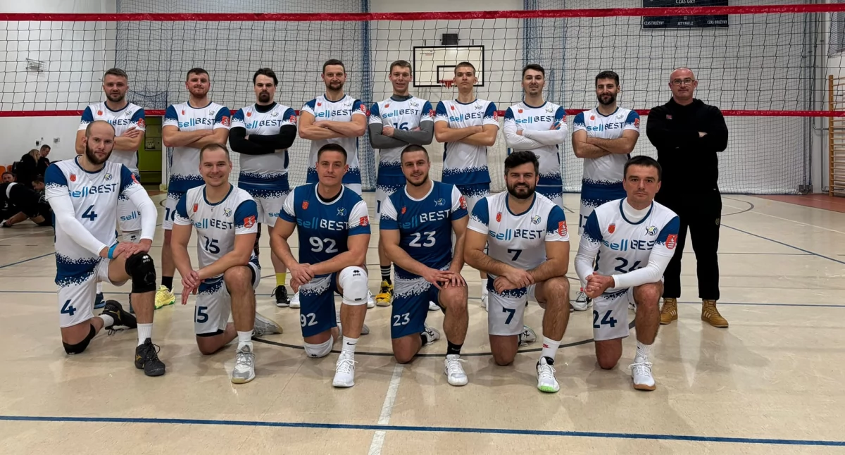 Siatkówka, pierwsze zwycięstwo sellBEST pokonał Volleyball Bogdankę - zdjęcie, fotografia