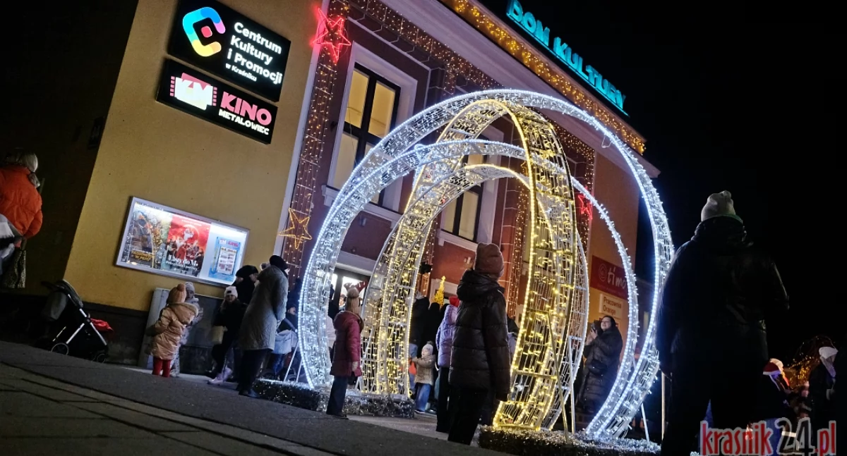 Wydarzenia, Zajechali Mikołaje miasto rozświetliło świątecznie - zdjęcie, fotografia