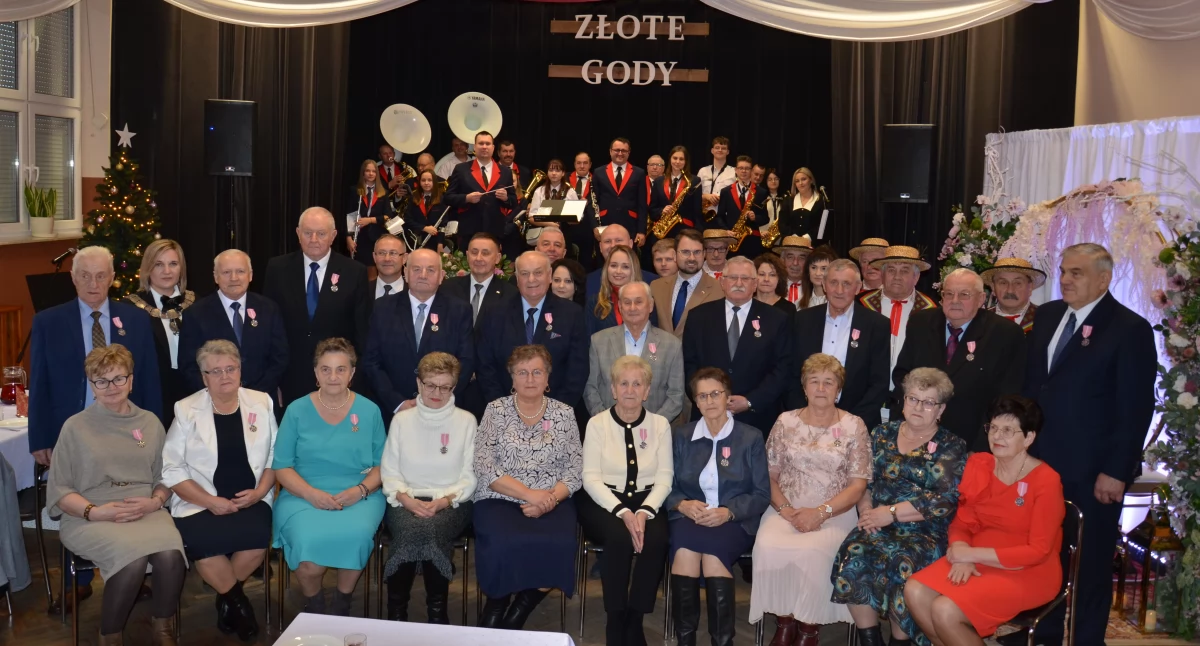 Wydarzenia, miłości zaufaniu wzajemnym wsparciu - zdjęcie, fotografia