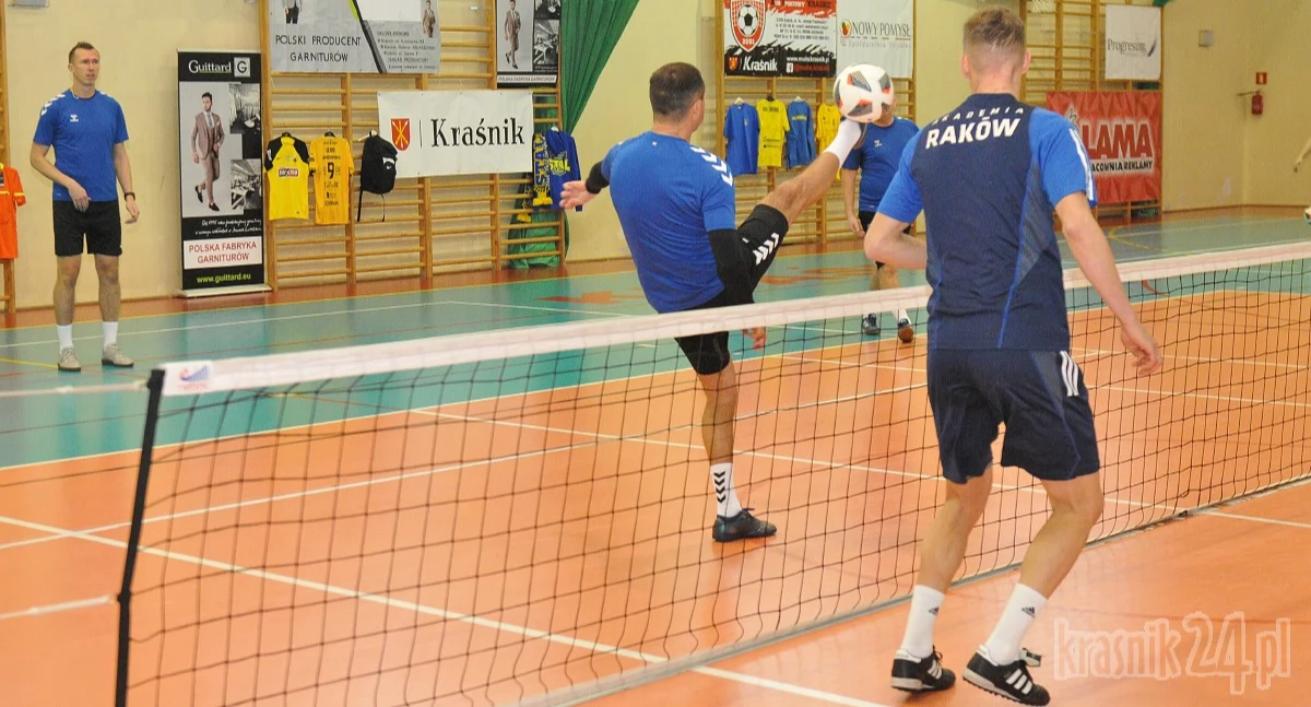 Inne sporty, siatkonogę najlepszy KORBUD brawa licytujących fanty - zdjęcie, fotografia