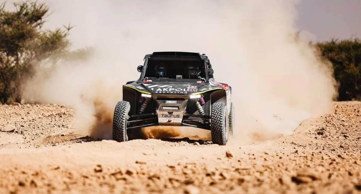 Inne sporty, Bardzo dobra jazda kraśniczanina Adama Kusia Rajdzie Dakar - zdjęcie, fotografia