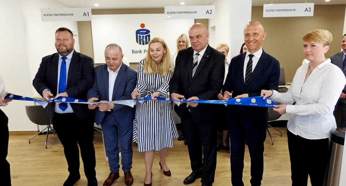 Biznes, Kraśnicki oddział nowej odsłonie - zdjęcie, fotografia