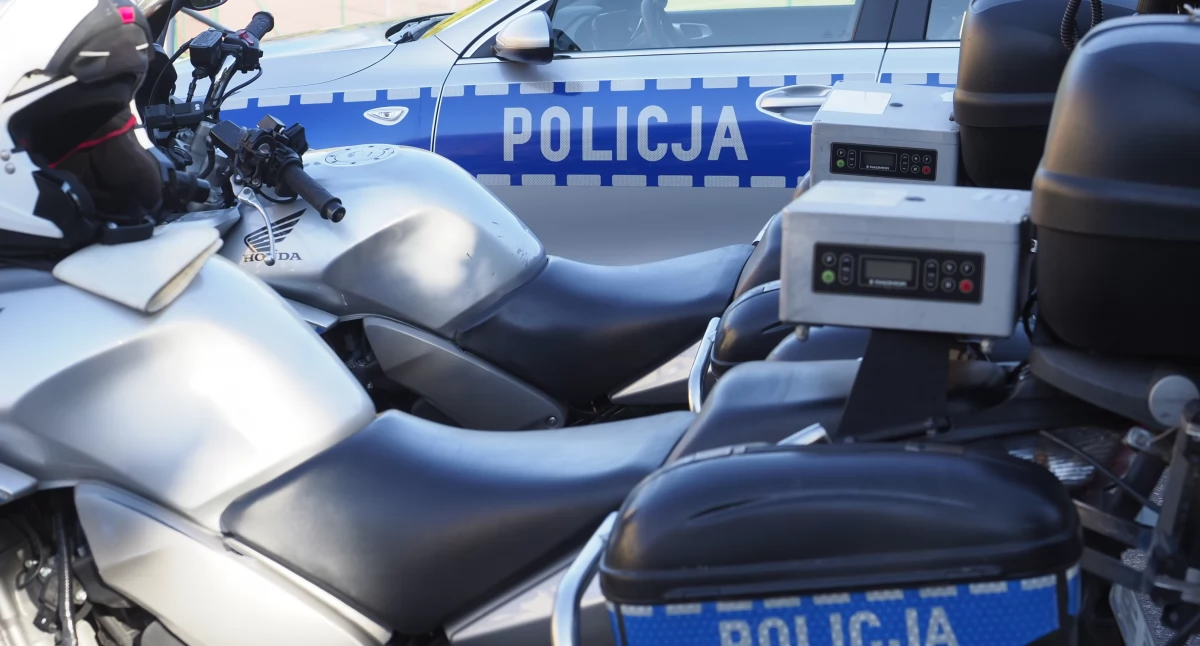 Policja, Zjazd Kraśnika zablokowany - zdjęcie, fotografia