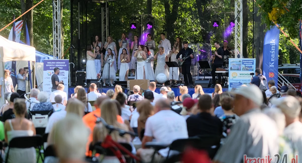 Wydarzenia, Kraśnika rozpoczęte wojskowo Patronką koncertowo rowerze - zdjęcie, fotografia