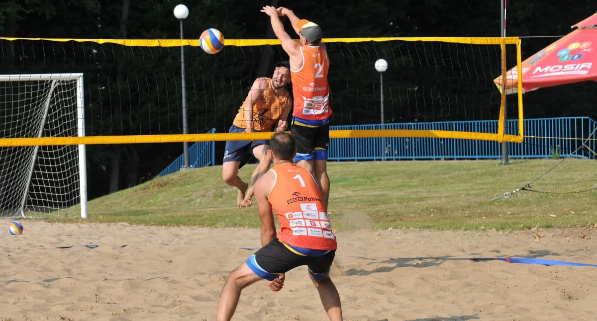 Siatkówka, Kraśnika sportowo plażówkę najlepsi Cholewa Piłat - zdjęcie, fotografia