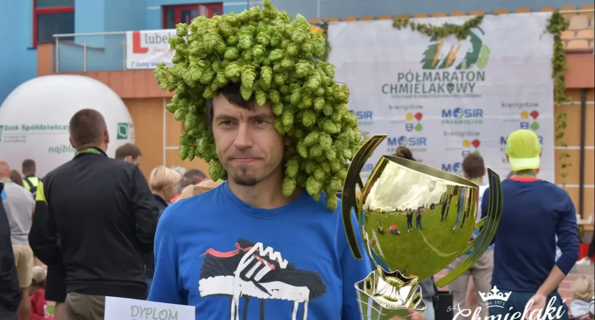 Biegi, Michał Biały  zwycięża Półmaratonie Chmielakowym - zdjęcie, fotografia