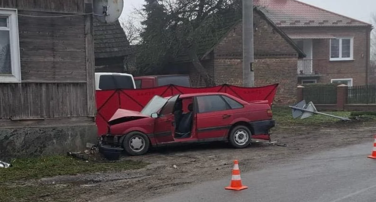 Wypadki i kolizje, Tragiczny poranek drodze - zdjęcie, fotografia