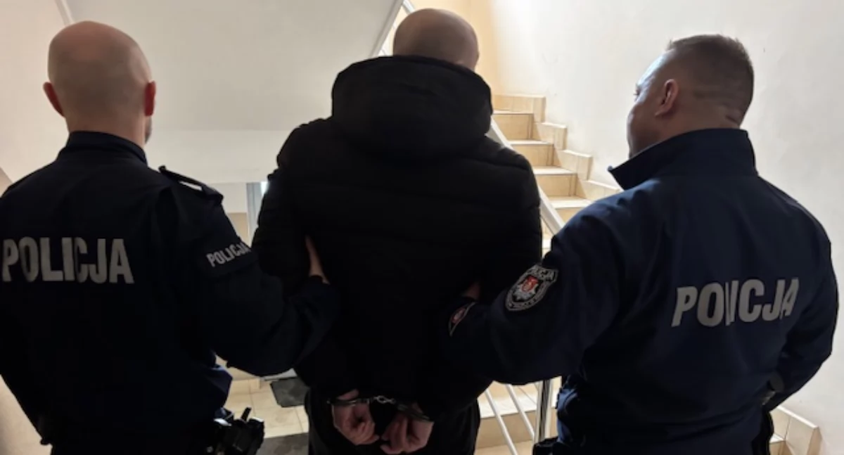 Kronika policyjna, zakupy wybrała gazem pieprzowym Zakończyła areszcie wspólnikiem - zdjęcie, fotografia