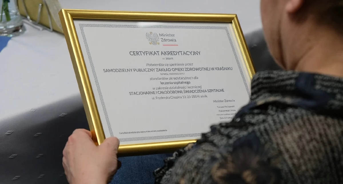 Zdrowie, Prestiżowy certyfikat kraśnickiego szpitala - zdjęcie, fotografia