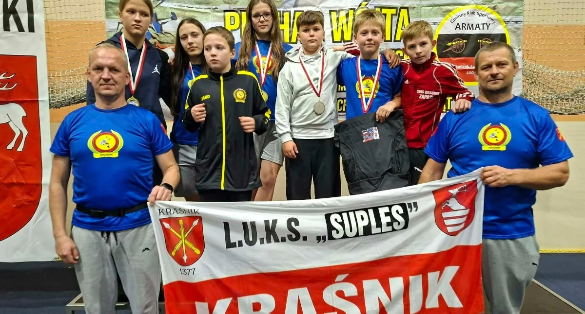 Na zdjęciu ekipa LUKS Suples Kraśnik na zawody w Stoczku Łukowskim