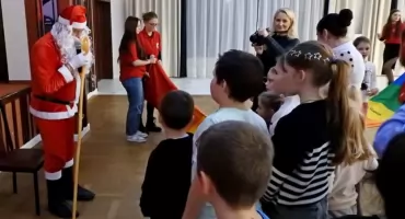 Świąteczne spotkanie z Mikołajem