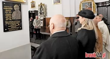 Upamiętniono byłego Proboszcza